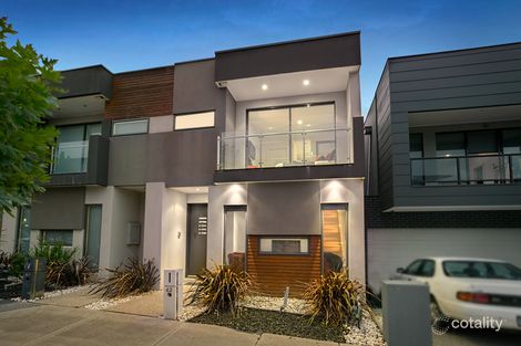 Property photo of 62 The Esplanade Caroline Springs VIC 3023