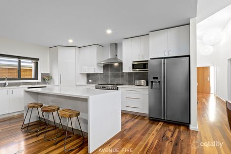 Property photo of 8 Southwinds Road Armstrong Creek VIC 3217