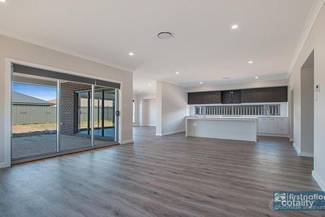 Property photo of 18 Deltaview Avenue Haywards Bay NSW 2530
