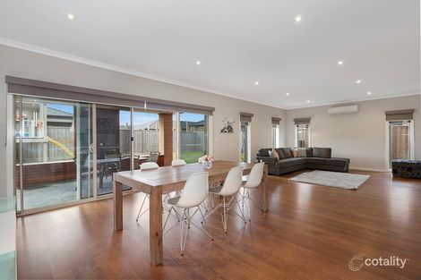 Property photo of 6 Halycon Bend Beveridge VIC 3753