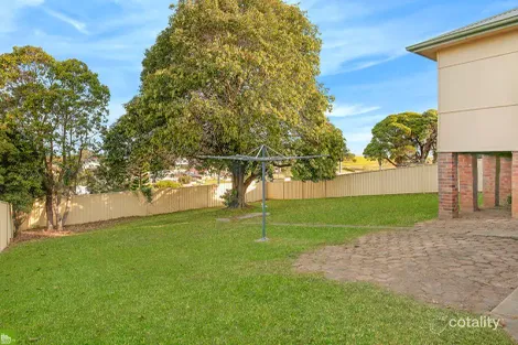 Property photo of 95 Farmborough Road Unanderra NSW 2526