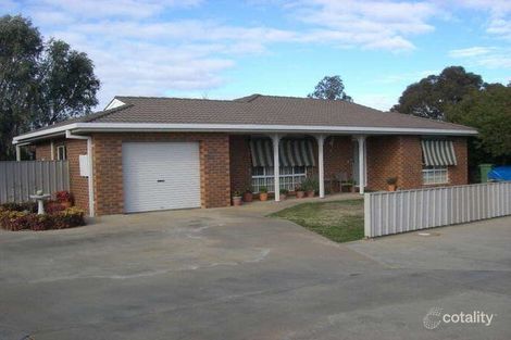 2/118 Crispe St, Deniliquin, NSW 2710