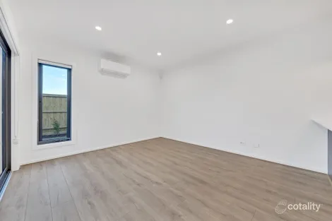 Property photo of 8 Hackberry Street Aintree VIC 3336