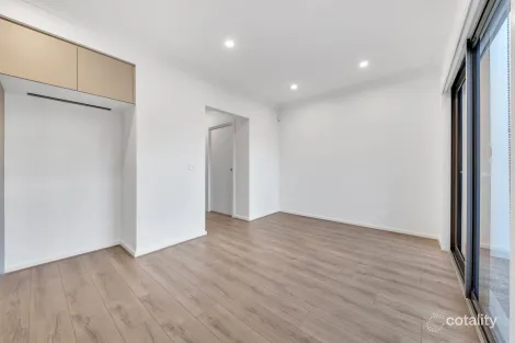 Property photo of 8 Hackberry Street Aintree VIC 3336