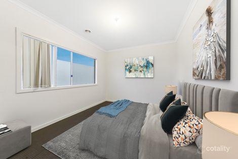 Property photo of 2/5 Blackwood Drive Hampton Park VIC 3976