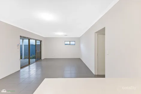 Property photo of 39 Melbourne Loop Hammond Park WA 6164