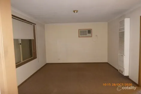 Property photo of 2/4 Royal Avenue Springvale VIC 3171