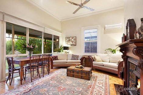 Property photo of 2 Oak Grove Brighton VIC 3186