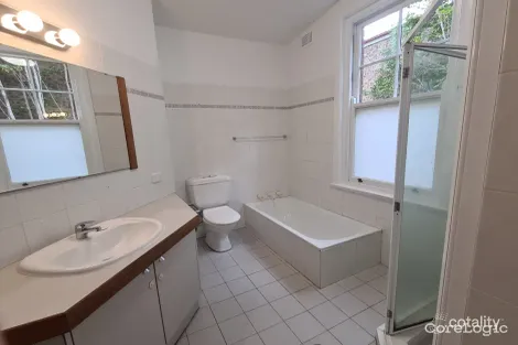 Property photo of 15 Gilroy Road Turramurra NSW 2074