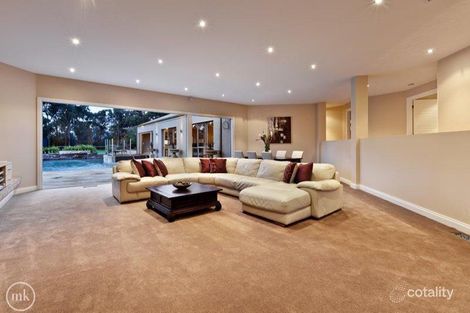 Property photo of 150 North Oatlands Road Yarrambat VIC 3091