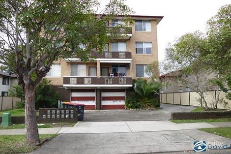 Property photo of 9/25-27 Fourth Avenue Campsie NSW 2194