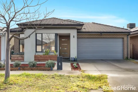 18 Weymouth Cct, Donnybrook, VIC 3064