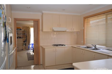 Property photo of 32 Tigris Close Werribee VIC 3030
