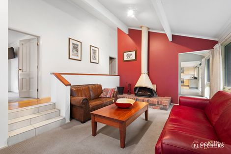 Property photo of 11 Cowrie Street Glen Waverley VIC 3150