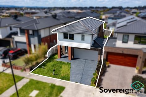 Property photo of 79 Chi Avenue Keysborough VIC 3173