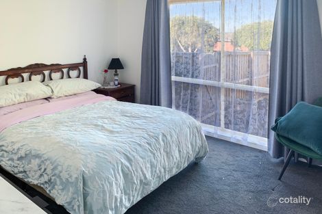 Property photo of 1/68 Oberon Drive Belmont VIC 3216