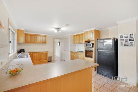 Property photo of 73 Westleigh Drive Werribee VIC 3030