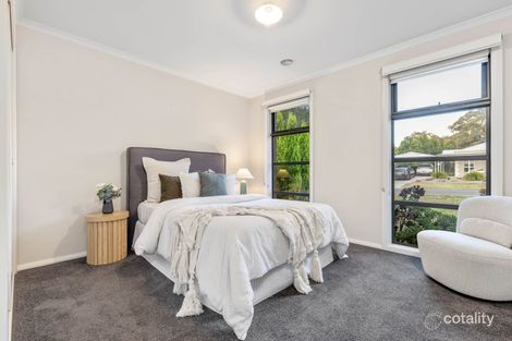 Property photo of 12 Yarra Gum Place Mount Clear VIC 3350