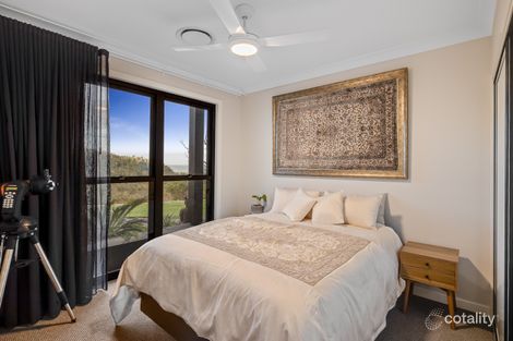 Property photo of 3 Coventry Court Mount Lofty QLD 4350