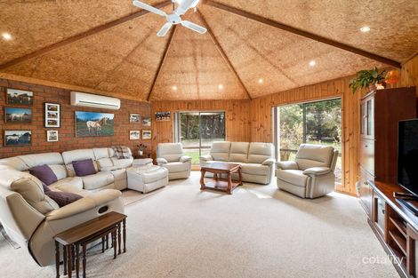 Property photo of 2230 Hendy Main Road Bellbrae VIC 3228