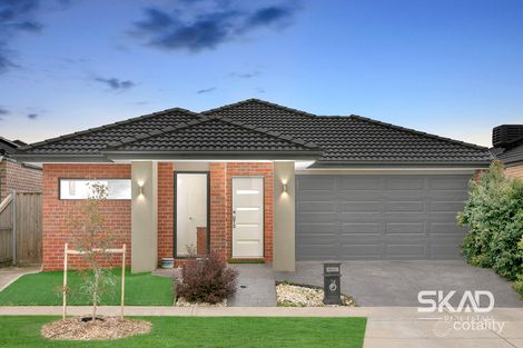 Property photo of 14 Jolimont Avenue Mickleham VIC 3064