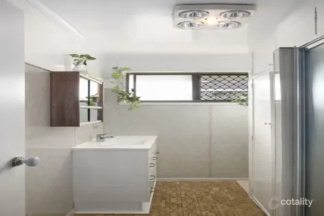 Property photo of 14 Belcher Drive Glenvale QLD 4350