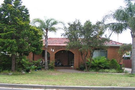 15 Moira St, Sutherland, NSW 2232