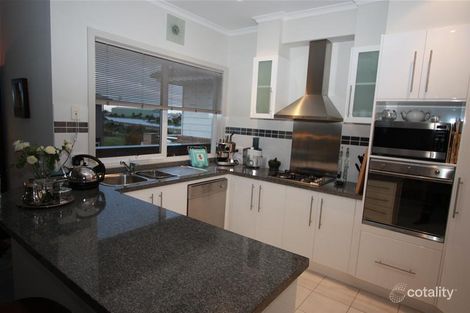 Property photo of 1 Hogan Close Bonbeach VIC 3196