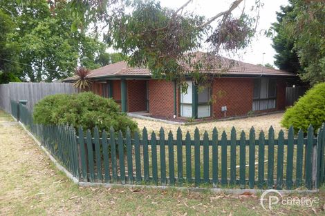 Property photo of 39 Arleon Crescent Cranbourne VIC 3977