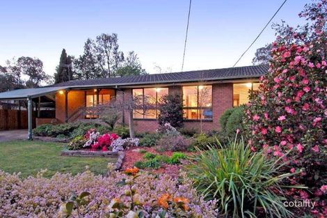 Property photo of 8 Bawden Close Watsonia North VIC 3087