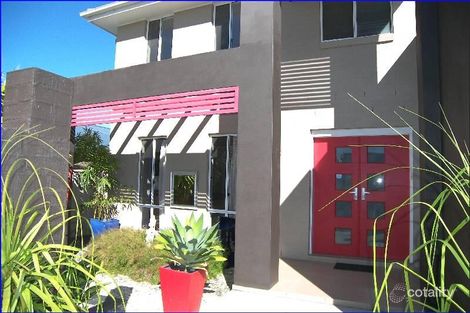 Property photo of 10 Kyla Crescent Port Macquarie NSW 2444