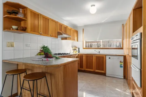 Property photo of 20 Grimwade Crescent Frankston VIC 3199