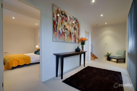 Property photo of 5 Grandview Grove Sassafras VIC 3787
