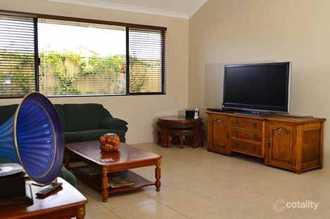 Property photo of 8 Hardwick Boulevard Canning Vale WA 6155