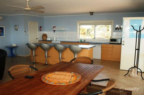 Property photo of 39 Black Point Road Black Point SA 5571