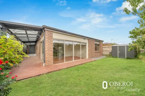 Property photo of 70 Fiorelli Boulevard Cranbourne East VIC 3977