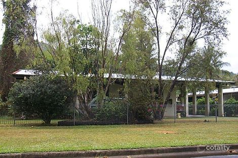 25 Yurongi St, Caravonica, QLD 4878