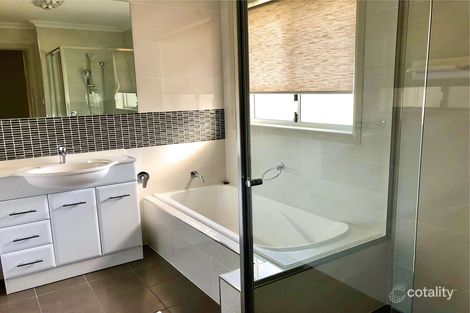 Property photo of 19 Duranbar Place Taree NSW 2430