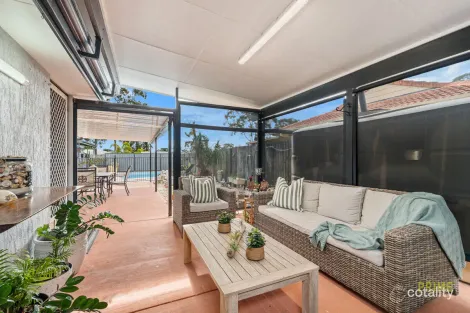 Property photo of 6 Bowerbird Avenue Eli Waters QLD 4655