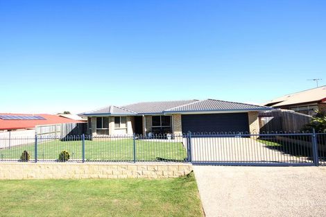 109 Sheaves Rd, Kallangur, QLD 4503