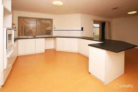 Property photo of 8 Terrye Court Hillside VIC 3037