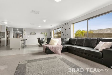 Property photo of 32 Gordon Boulevard Gisborne VIC 3437