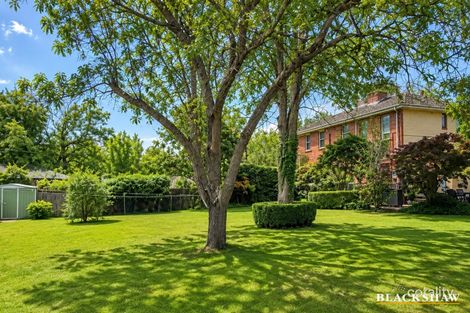 9 Vaughan Gdns, Narrabundah, ACT 2604