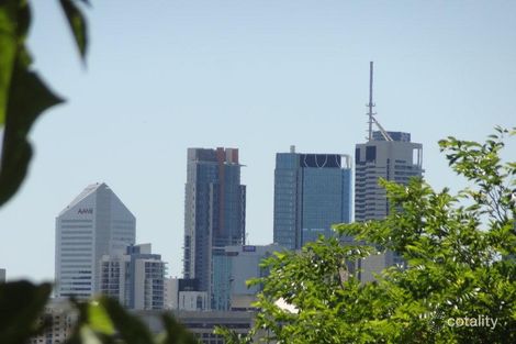 Property photo of 27 Rosary Crescent Highgate Hill QLD 4101