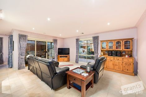 Property photo of 38 Windsor Drive Beaconsfield VIC 3807