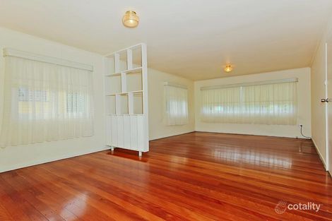 Property photo of 17 Dibbil Street Chermside West QLD 4032