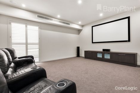 Property photo of 6 Mitchell Parade Pascoe Vale South VIC 3044