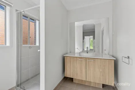 Property photo of 109 Coastside Drive Armstrong Creek VIC 3217