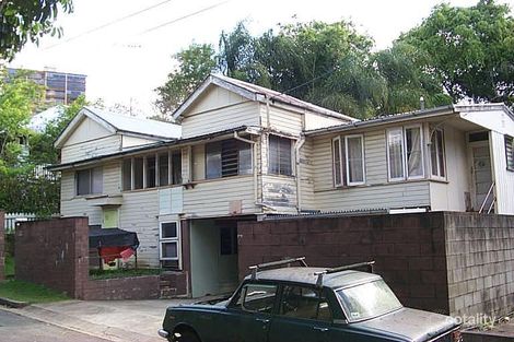 5 Queens Rd, Taringa, QLD 4068