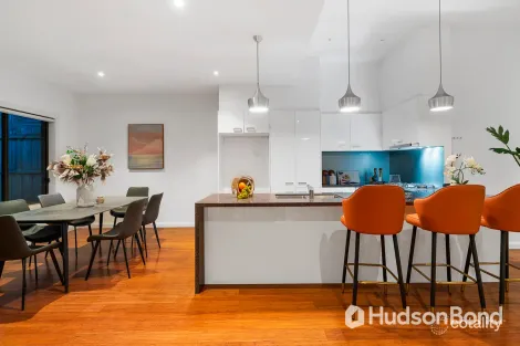 Property photo of 2/18 Chippewa Avenue Donvale VIC 3111